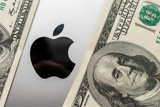 今年秋の「iPhone 15」、標準モデルも値上げ？ それでも大ヒットするとのアナリスト予測