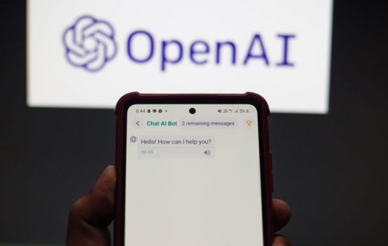 世界初の「ChatGPT牧師」による礼拝が実現！ 長蛇の列ができるも「心も魂もなかった」との声も