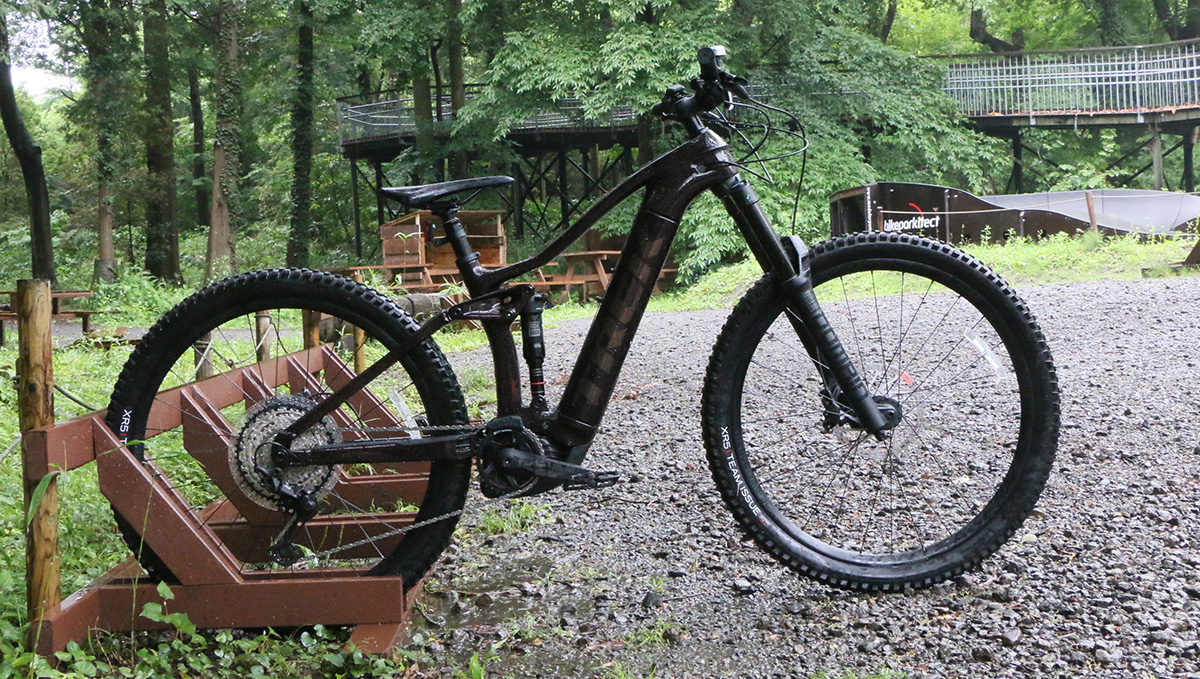 BOSCH新ユニットで「e-Bike」は大きく変わる！ 最新e-MTBと自転車向けABSの実力をチェック