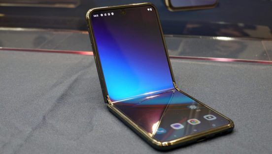 そこまで高くない？ モトローラの折りたたみスマホ「motorola razr 40 ultra」をチェック