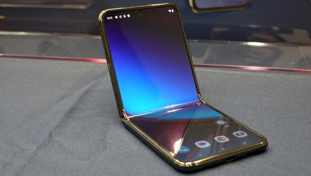 そこまで高くない？ モトローラの折りたたみスマホ「motorola razr 40 ultra」をチェック