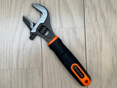 【モノタロウ】パイプレンチとモンキーレンチが合体！ 1つで2役のパイプレンチ兼用モンキーレンチ