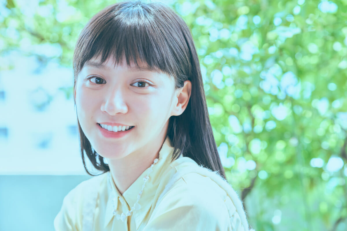 アンジェラ・ユン「コロナ禍の香港のリアリティに溢れたドラマチックな映画」『星くずの片隅で』