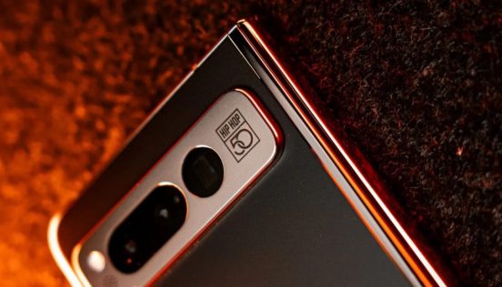 Pixel Foldにヒップホップ誕生50周年記念モデルが登場