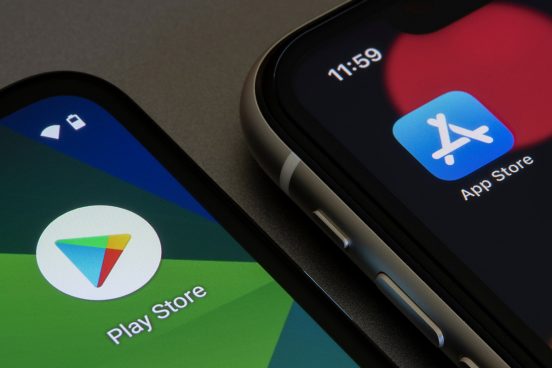 GoogleのチャットボットBard、「iOSの方がAndroidより好き」と答える！