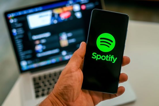 Spotify、アプリ内でミュージックビデオを視聴可能に？ もっか交渉中との噂