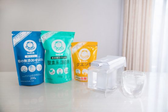 冷蔵庫の自動製氷機をクエン酸や酸素系漂白剤で掃除する方法…放置は食中毒の危険も！