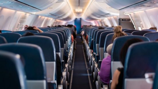 ルフトハンザ航空のCEOが客室乗務員を初体験！ 現場で何を見た？