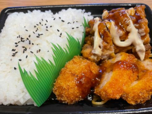 旨いモノしか入ってないじゃん！ 「甘辛鶏唐揚＆メンチカツ弁当」は子どもも大人も楽しめる味わい