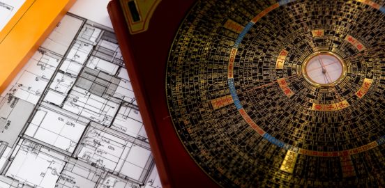 風水はオカルト？人類の知恵？家電も家具も配置次第で運気が変わる