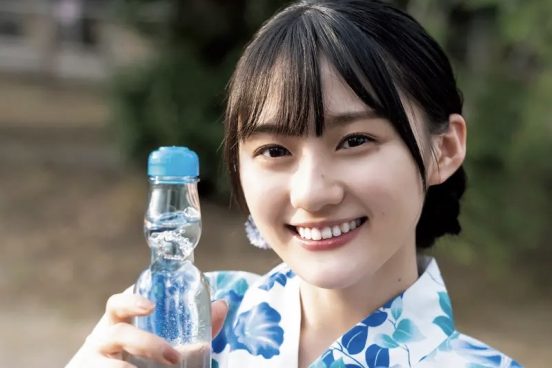乃木坂46川﨑桜が浴衣で爽やか笑顔　素肌感あふれるタンクトップ＆ショーパン姿も【独占カット】