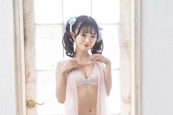 NGT48中井りかがツインテール×ビキニでキュートな魅力全開【独占カット】