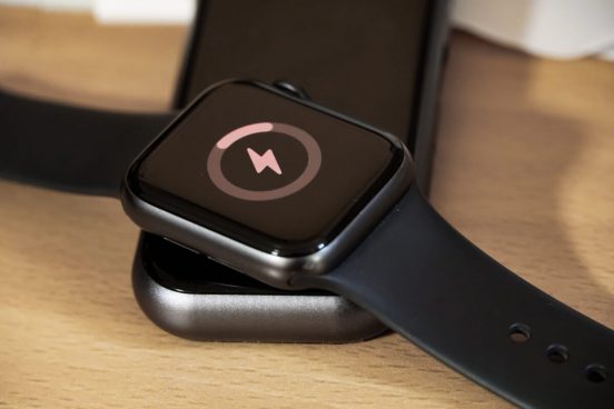 Apple Watchの充電速度が加速!? サードメーカーにAppleが指示