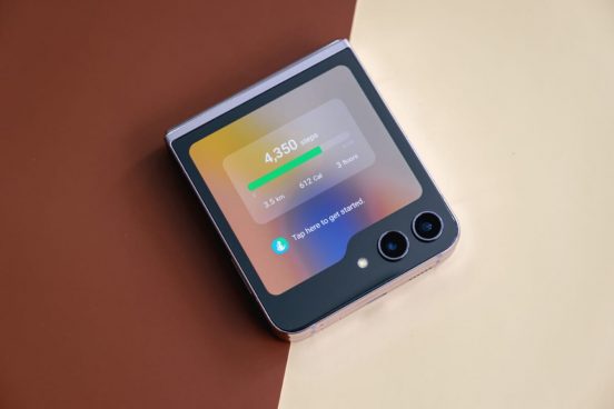 サムスン「Galaxy Z Flip6」のメインカメラ、画素数が前モデルの4倍以上に？ 試作機がテスト中のうわさ