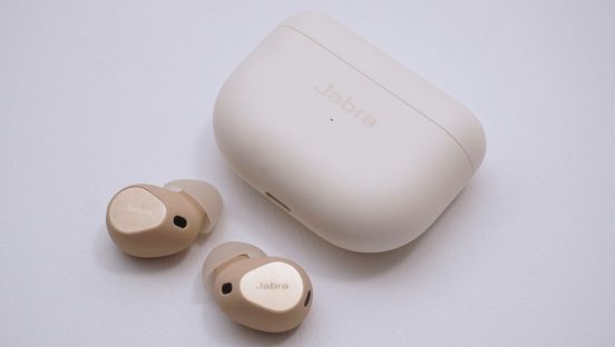 「Jabra Elite 10」レビュー。空間オーディオに洗練されたノイキャンと、完成度の高さが際立つ！