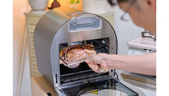 鶏の丸焼きで一人パーティがしたい！ エペイオスのオーブン「Chef」で40代独身の夢が実現