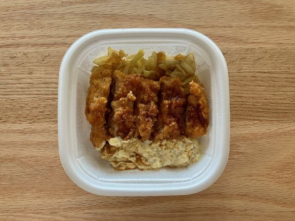 ファミチキ【20億食】突破！ ボリューミーなコラボ商品「タルタルチキン丼」はダブル濃厚ソースがウマい
