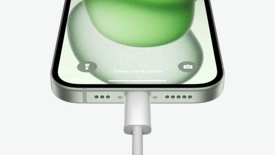 iPhone 15／15 Plusの底面マイク、壊れても少し安心？