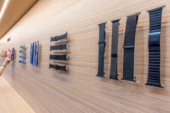 Apple Watch用レザーバンドも廃止？ ファブリック素材のバンドが新登場するかも