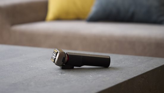 ユーザーの不満を軽減。切れ味5年の電気シェーバー「everedge IZUMI PREMIUM」