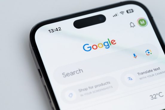 Googleは「iOSの標準検索エンジン」にいくら払っている？ 以前は1.5兆円、いまは…