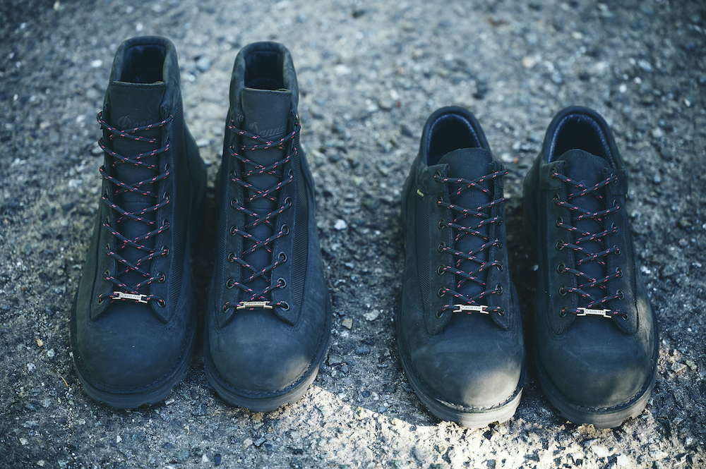箱、替え紐付　ダナー×ブリーフィング　DANNER FIELD BR 27cm Danner＞×＜BRIEFING＞「DANNER FIELD BR」「 DANNER FIELD LOW