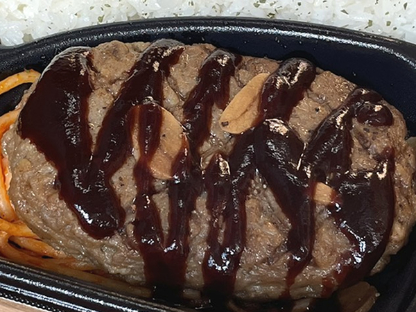 コレだよ…ハンバーグ弁当ってこの事なんだよ… ローソンの「これがハンバーグ弁当」