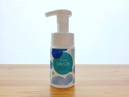 水を使わず靴が洗える！ ニッセン「シューズシャボン」
