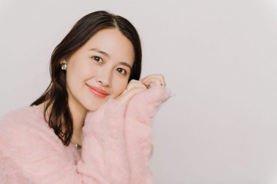 「Baby you」が世界8カ国のバイラルチャートでトップ10入りのシンガーソングライター・有華が、これまでの軌跡を振り返る