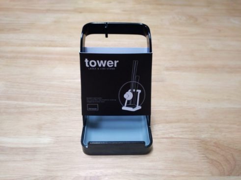 お玉置きに鍋ふた・タブレット・レシピ本も置ける、ベルメゾン「お玉＆鍋ふたスタンド」