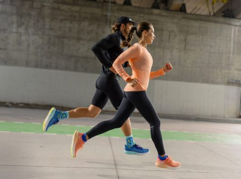 HOKAのスタビリティシューズ「ARAHI 7」！ 通気性とフィット感を向上させたモデルだ