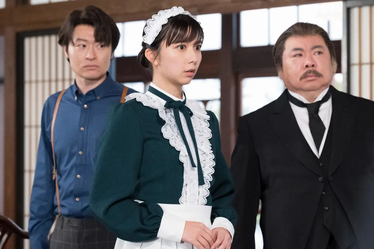 上白石萌歌がメイド、ファミレス店員、雪女など七変化！サーヤは内村光良とスタジオコント初共演『LIFE！冬1』