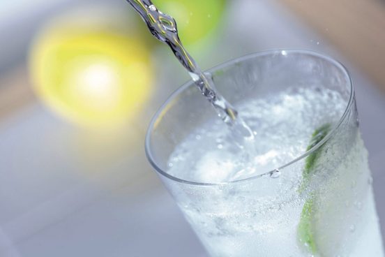たかが炭酸と侮るなかれ！ 知っておきたいレモンサワーの炭酸のこと【レモンサワーマスターへの道05】
