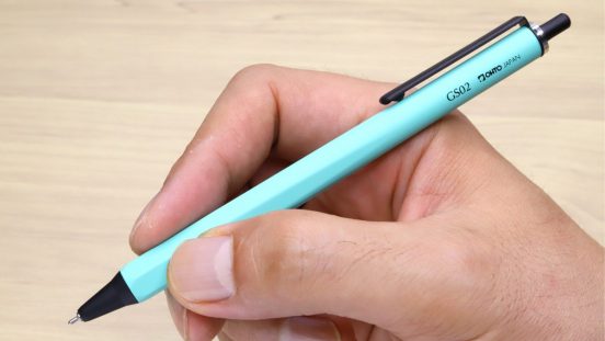 つゆだくインクで滑らかさ極まる！発売後に即完売、再入荷待ちだったゲルインクボールペン「GS02」の絶品の書き心地って？
