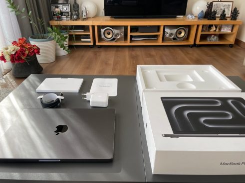 M3 Max MacBook Proの内蔵ストレージを8倍に増量！ 自力で改造した猛者現る