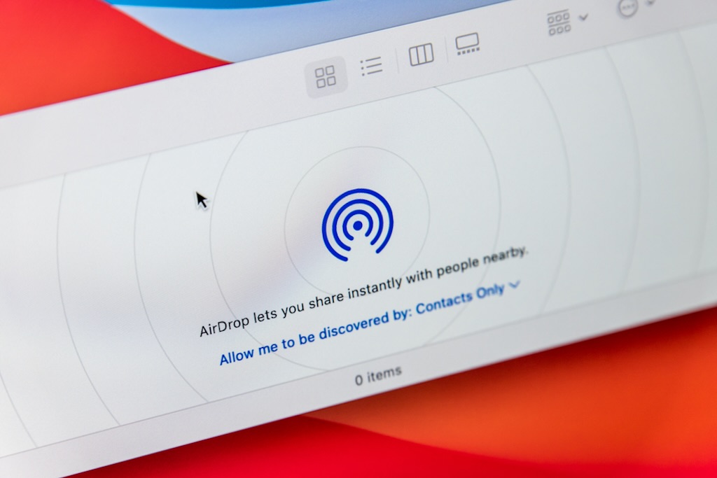 中国の政府系組織が「AirDrop」を解読！ どうするアップル？