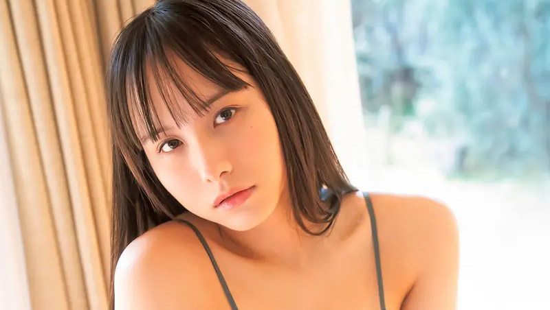 パラディーク・新谷真由がビキニ姿で弾ける美バスト披露【独占カット】