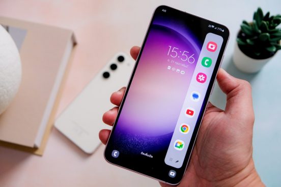 「Galaxy S24 Ultra」、噂通りフラットディスプレイを採用？ ハンズオン動画が登場！