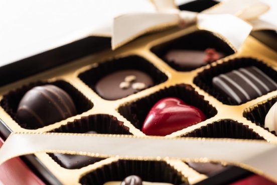 今年のバレンタインデーにはフェアトレードのチョコレートを！贅沢チョコからスーパーで買えるお手頃チョコまで厳選