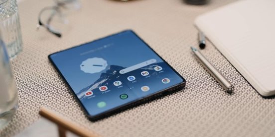 次期「Galaxy Z Fold6」、内側ディスプレイが正方形っぽくなる!?