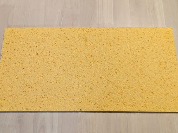 ヒラキ、水分をグングン吸い取る「セルロースキッチン吸水マット」