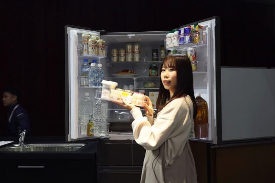 「理想のケース」が付属！ 三菱電機の冷蔵庫「MZシリーズ」製造現場で進化を見た