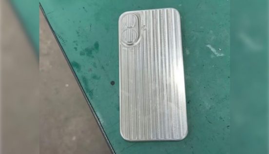 縦型カメラの採用は間違いナシ？ iPhone 16の金型とモックの画像がついに登場