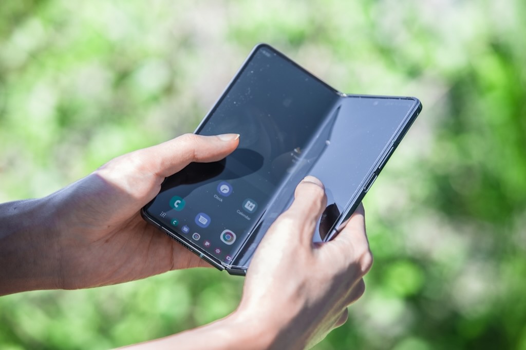 噂の「Galaxy Z Fold6」廉価版、衝撃的な価格で一発逆転をかける