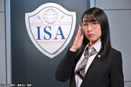 ハシヤスメ・アツコが謎の調査官“細武調”役で『爆上戦隊ブンブンジャー』に出演「地球を守る側でございます」