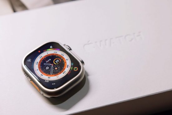 マイクロLED搭載Apple Watch Ultra、ますます実現が遠のく？ もう1つの大手サプライヤーも撤退かも