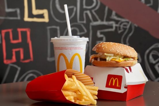 ノースマイル。米マクドナルドの価格が10年間で2倍以上に増えていた…