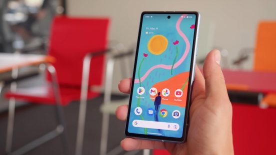 次期「Pixel 8a」の写真がまた流出！ 本体の表面が…