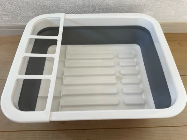 使わないときも邪魔にならない「折りたたみキッチン水切り」