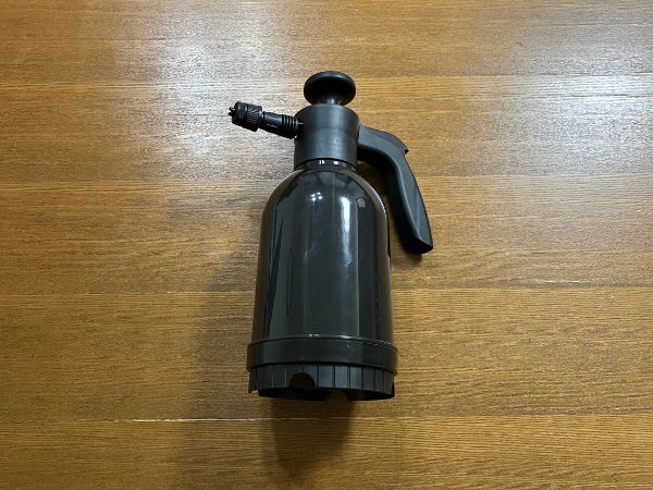 水道がなくても水掃除ができる「ポンプ式ジェット泡洗浄クリーナー」